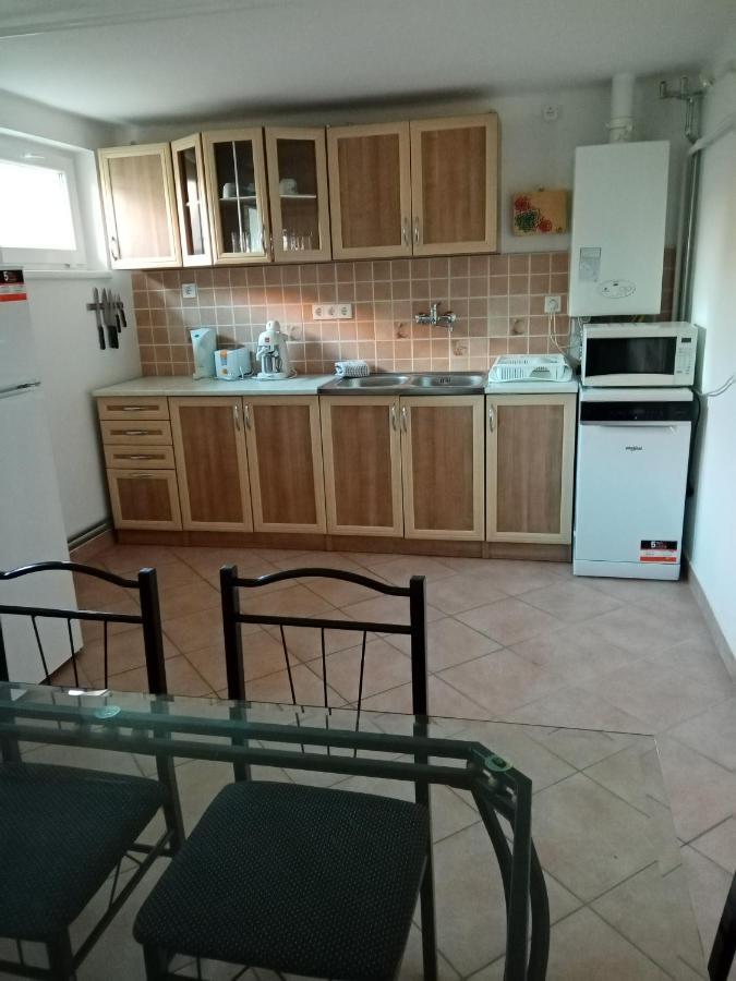 Vila Eoetvoes Nyaralo Siófok Exteriér fotografie